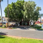 Metro Phx Upstairs 2Bd Sleeps 6 Heated Pool Pets Allowed